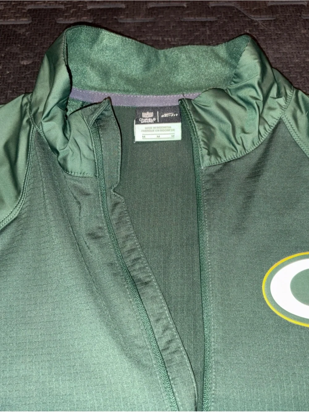 Nike Dri-FIT Pullover - Dark Green & Gold Accent